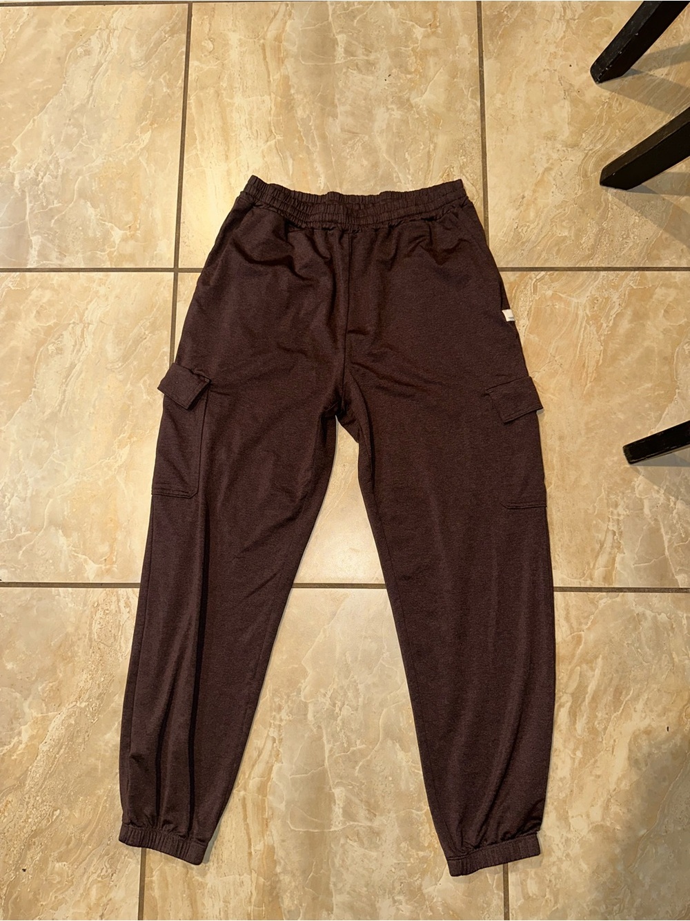 Hazelnut Vuori Women’s Boyfriend Cargo Pants Size M